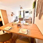 Cottbus-apartments - Grey I Privat I Wifi I Kueche Cottbus